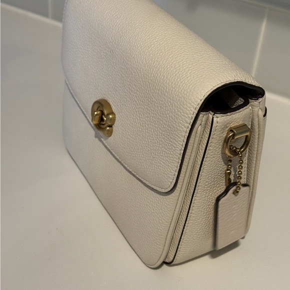 Coach Cassie 19 WITH CHAIN INCLUDED • (Chaulk/White) • (Like New) - Picture 4 of 8